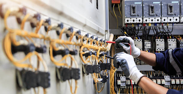Professional Electrician technician working in Washington Terrace, UT